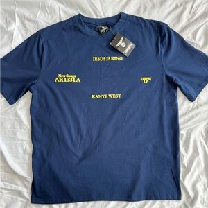 Jesus Is King” Sunday Service Tour Tee – Size L (New with Tags)